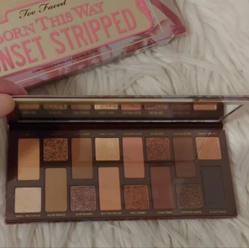 💖FIRM! NWT TOO FACED BORN THIS WAY SUNSET STRIPPED EYESHADOW PALATTE (DISCONTIN